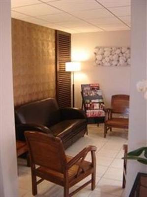 фото отеля Inter Hotel Les Bruyeres Castets