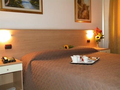 фото отеля My One Hotel Ayri Medesano