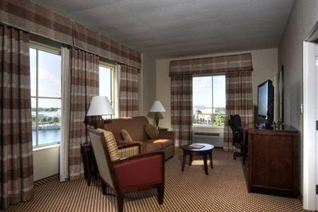 фото отеля Hilton Garden Inn Palm Beach Gardens