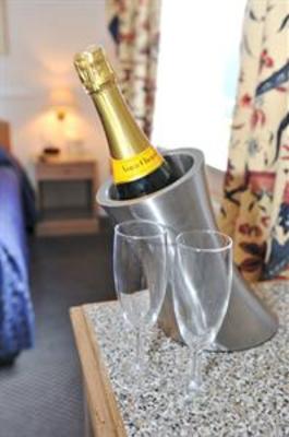 фото отеля BEST WESTERN Montague Hotel