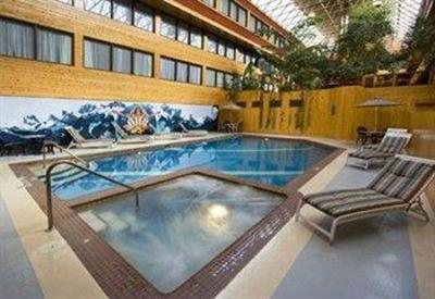 фото отеля Sawridge Inn and Conference Centre Jasper