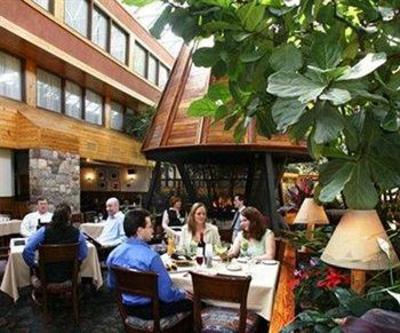 фото отеля Sawridge Inn and Conference Centre Jasper