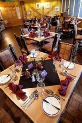 фото отеля Sawridge Inn and Conference Centre Jasper