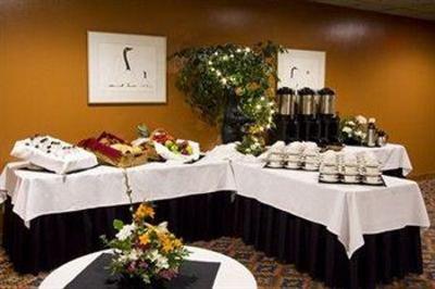 фото отеля Sawridge Inn and Conference Centre Jasper