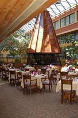 фото отеля Sawridge Inn and Conference Centre Jasper