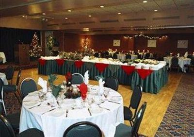 фото отеля Sawridge Inn and Conference Centre Jasper