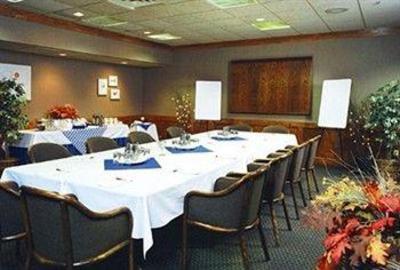 фото отеля Sawridge Inn and Conference Centre Jasper