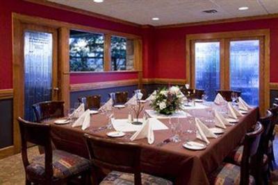 фото отеля Sawridge Inn and Conference Centre Jasper