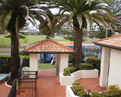 фото отеля Island Beach Resort Gold Coast