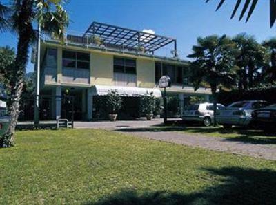фото отеля Hotel Venezia Riva del Garda