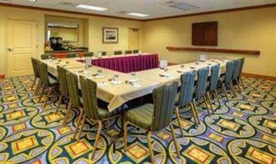 фото отеля Homewood Suites by Hilton Portsmouth