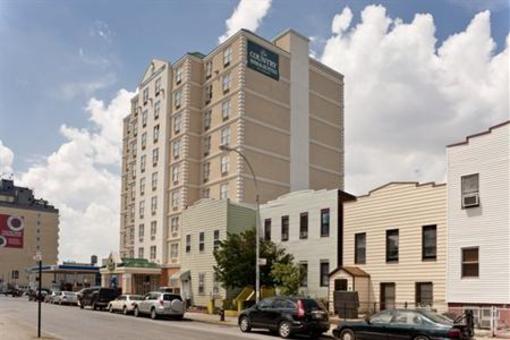 фото отеля Country Inn & Suites NYC in Queens