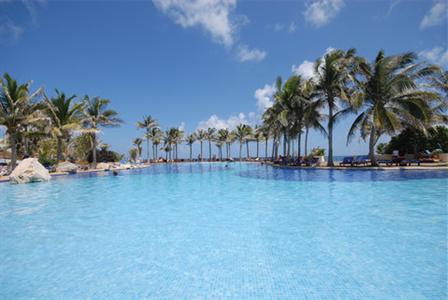 фото отеля Oasis Cancun