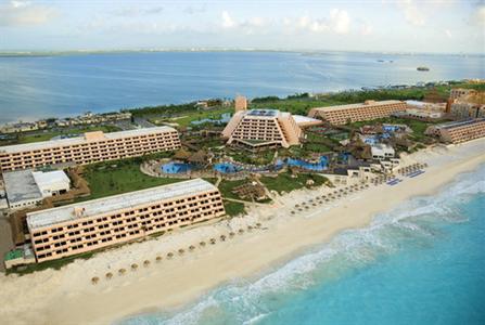 фото отеля Oasis Cancun