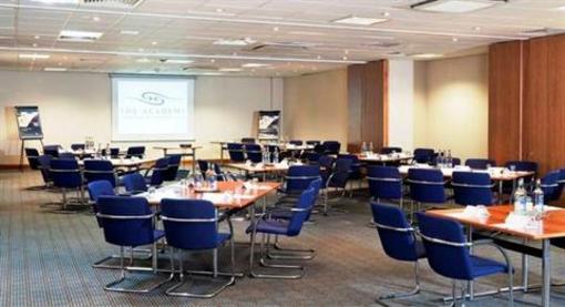 фото отеля Holiday Inn Heathrow M4 J4 London