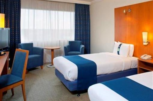 фото отеля Holiday Inn Heathrow M4 J4 London