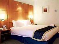 Holiday Inn Heathrow M4 J4 London