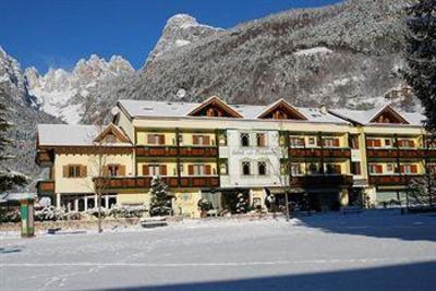 фото отеля Hotel Alle Dolomiti
