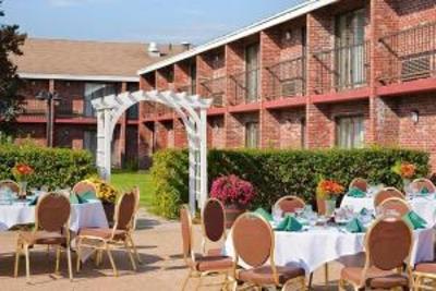 фото отеля BEST WESTERN PLUS Sovereign Hotel