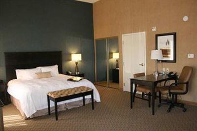 фото отеля Hampton Inn & Suites Barstow