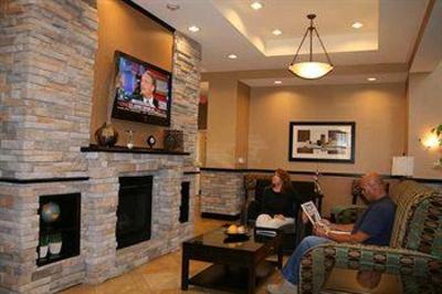 фото отеля Hampton Inn & Suites Barstow