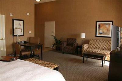 фото отеля Hampton Inn & Suites Barstow
