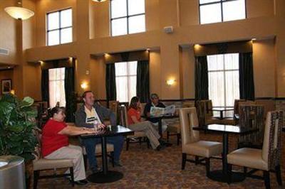 фото отеля Hampton Inn & Suites Barstow