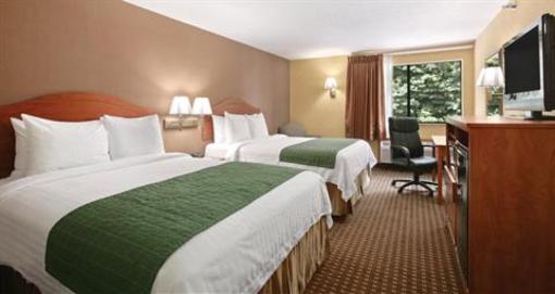 фото отеля BEST WESTERN PLUS North Canton Inn & Suites