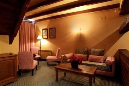 фото отеля Husa Chalet Bassibe Hotel Naut Aran