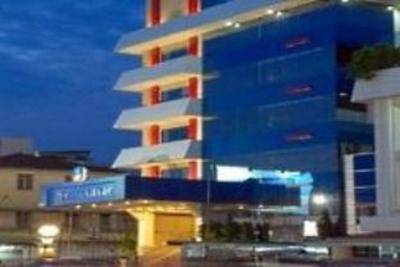 фото отеля Hotel Gajahmada