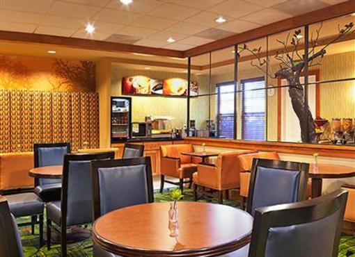 фото отеля Fairfield Inn & Suites Santa Rosa Sebastopol