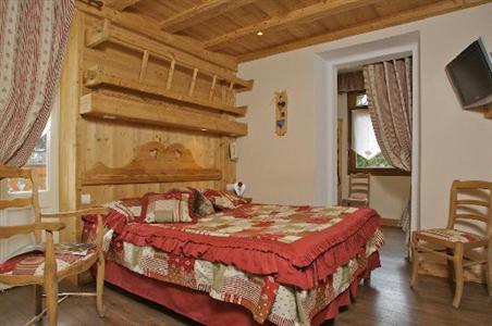 фото отеля Logis Sporting Hotel Morzine