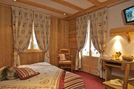 фото отеля Logis Sporting Hotel Morzine