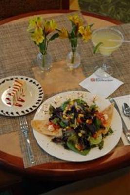 фото отеля Hilton Garden Inn Riverhead