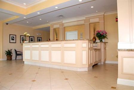 фото отеля Hilton Garden Inn Riverhead