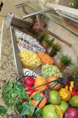 фото отеля Hilton Garden Inn Riverhead