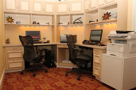 фото отеля Hilton Garden Inn Riverhead