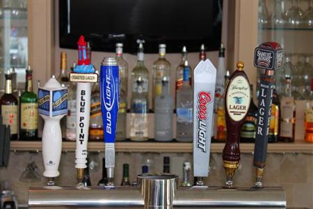 фото отеля Hilton Garden Inn Riverhead