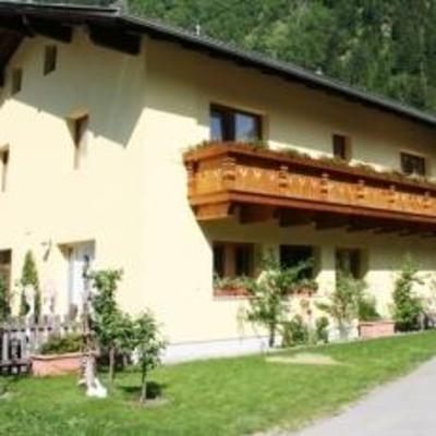 фото отеля Bauernhof Zur Roten Stadeltür