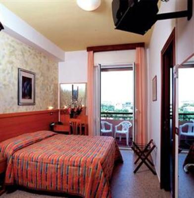 фото отеля Hotel Cristina Senigallia