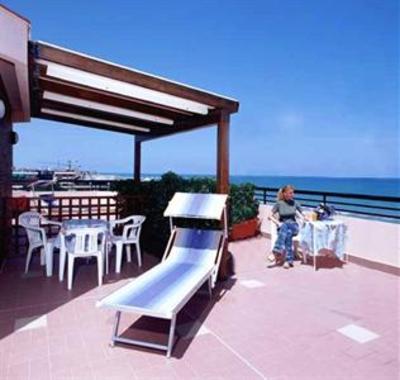 фото отеля Hotel Cristina Senigallia