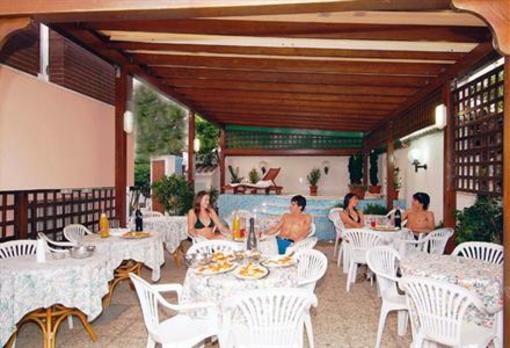 фото отеля Hotel Cristina Senigallia