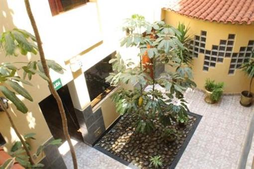 фото отеля Hostal Milano