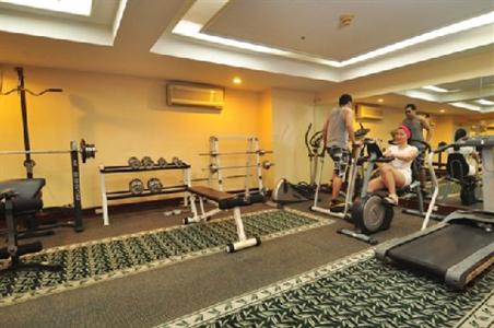 фото отеля Makati Palace Hotel