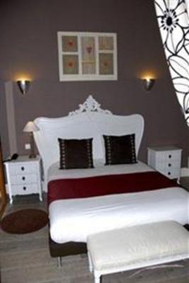 фото отеля Logis Le Saint Eloi