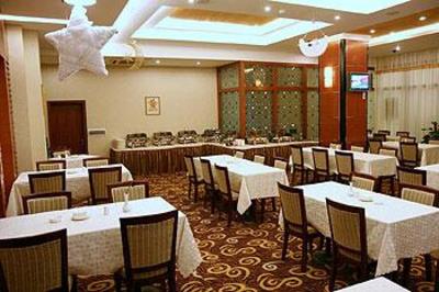 фото отеля JunJia & Crown Hotel