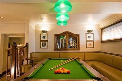 фото отеля Merton Hotel Saint Saviour