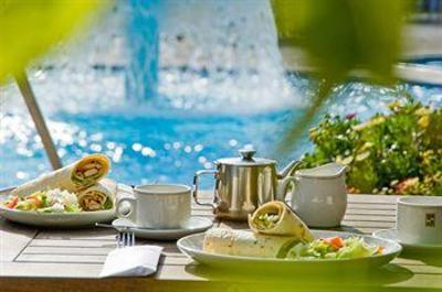 фото отеля Merton Hotel Saint Saviour