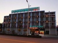 Greentree Inn Zhenjiang Jurong New Bus Station Express Hotel