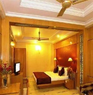 фото отеля Hotel Sri Sai